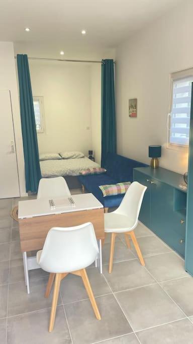 Studio A Sollies Pont Bagian luar foto